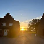 Bellinge House Nocleg ze śniadaniem 2*
