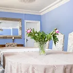 Nocleg ze śniadaniem Bellinge House 2*